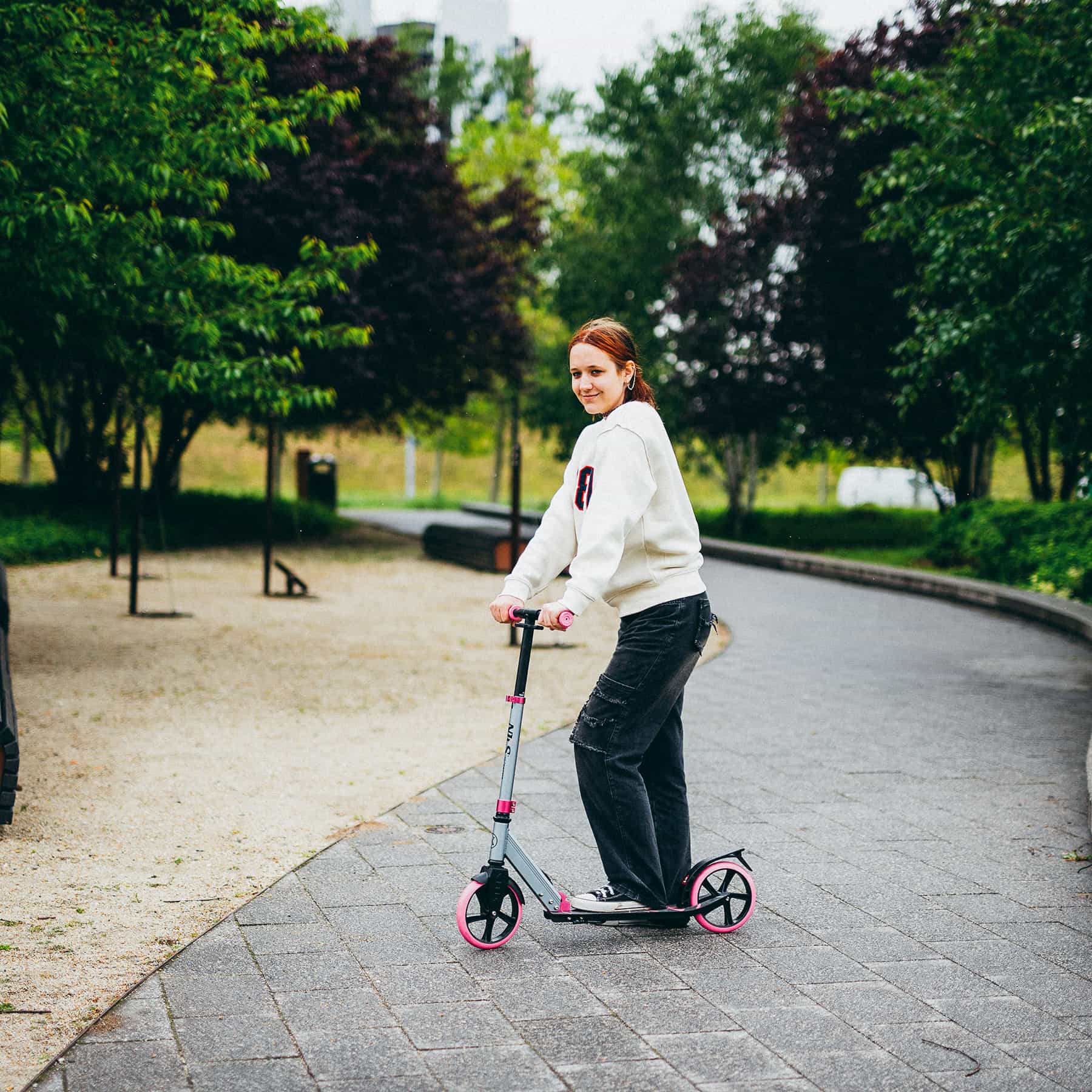 Nils Extreme HM127 - Aluminum Scooter, pink for children and teenagers 5