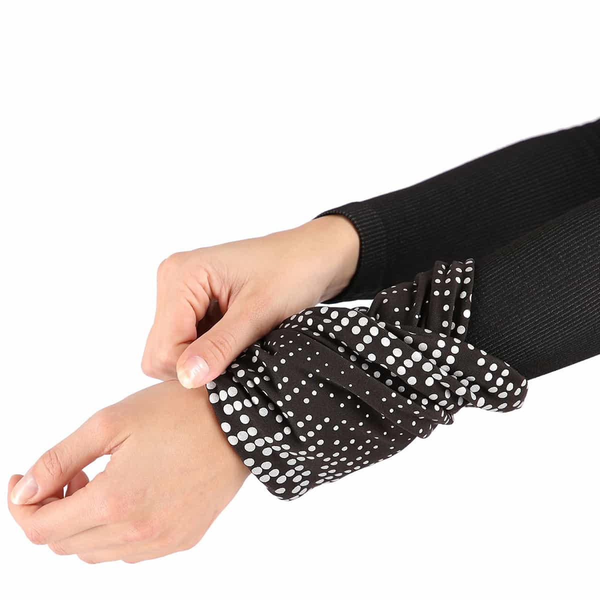 NILS Multifunctional Reflective Neck Warmer - Comfort and Safety 9