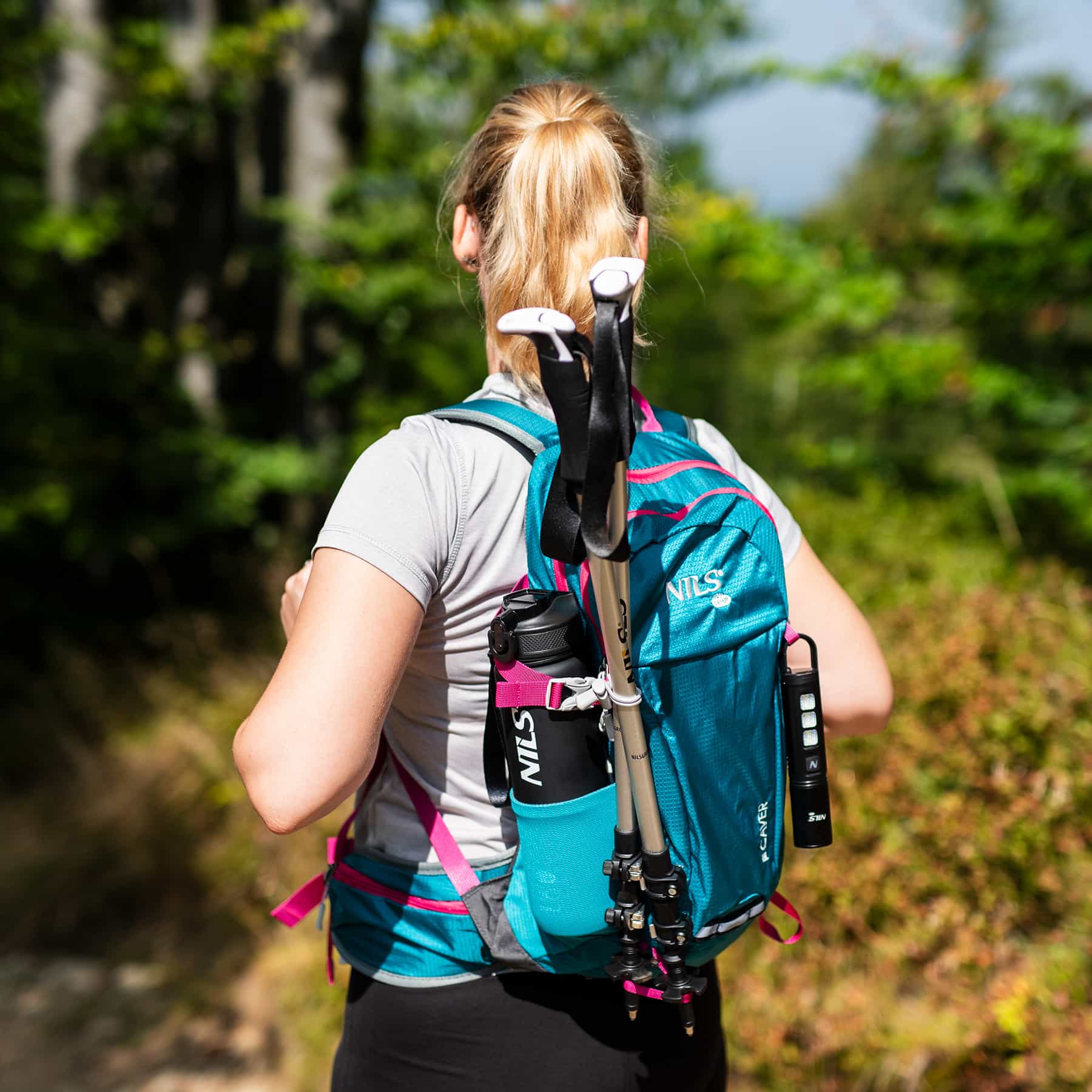 NILS CAMP Caver - Turquoise hiking backpack 18L for day trips 8