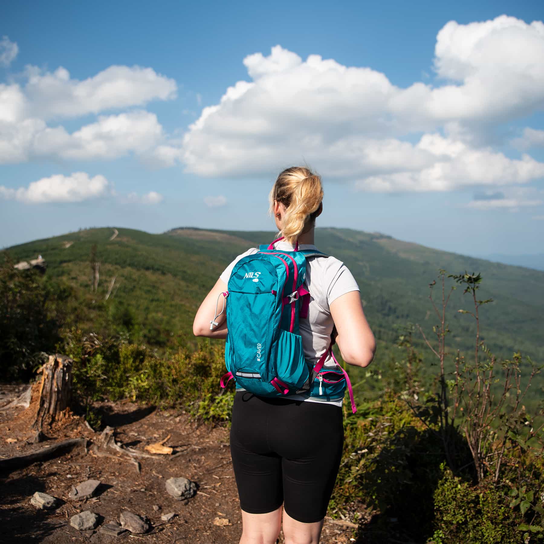 NILS CAMP Caver - Turquoise hiking backpack 18L for day trips 9