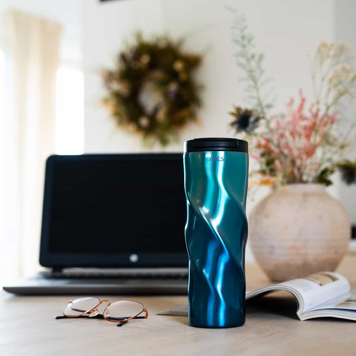 Nils Blue Thermal Mug 500 ml - perfect for travel 3