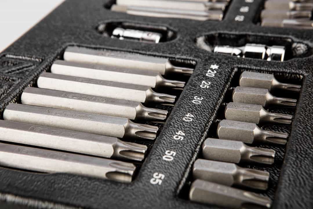 NEO Screwdriver bits 30-75 mm - 40 pcs set for professionals 7