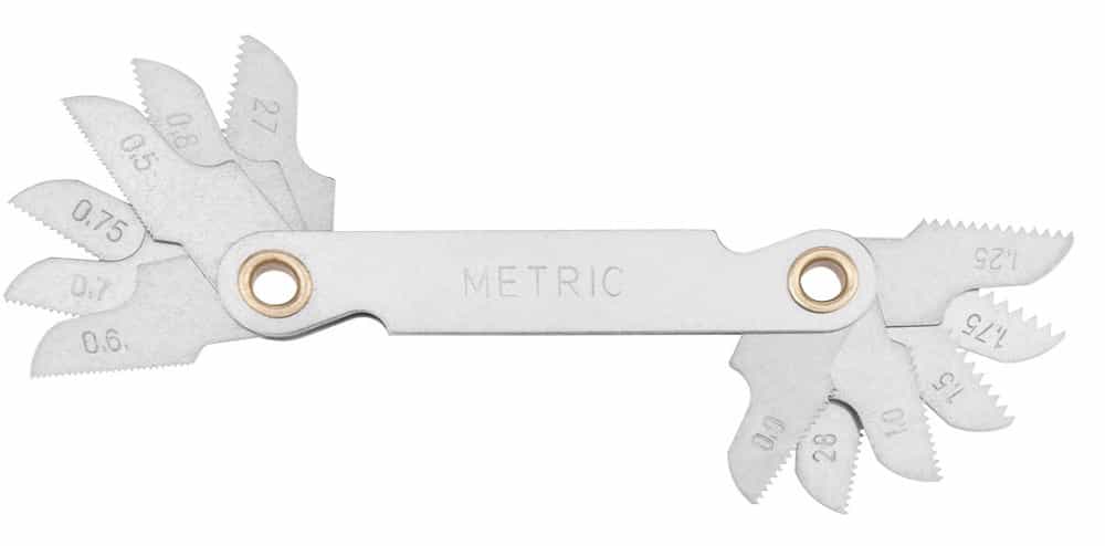 NEO tools Threading tool set - precise 32-piece set 8