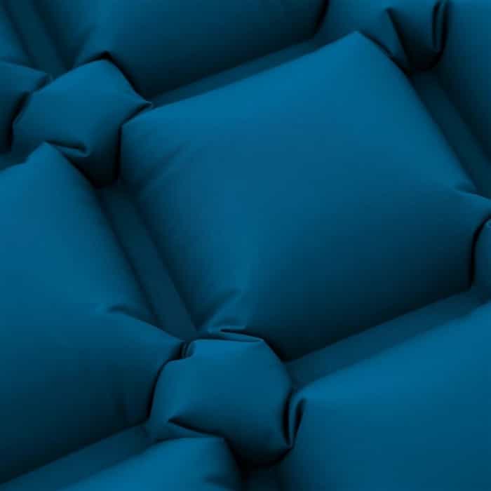 NILS eXtreme NC4006 - Turquoise Camping Mat with Pump - comfortable sleep at your fingertips! 3