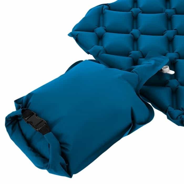 NILS eXtreme NC4006 - Turquoise Camping Mat with Pump - comfortable sleep at your fingertips! 5