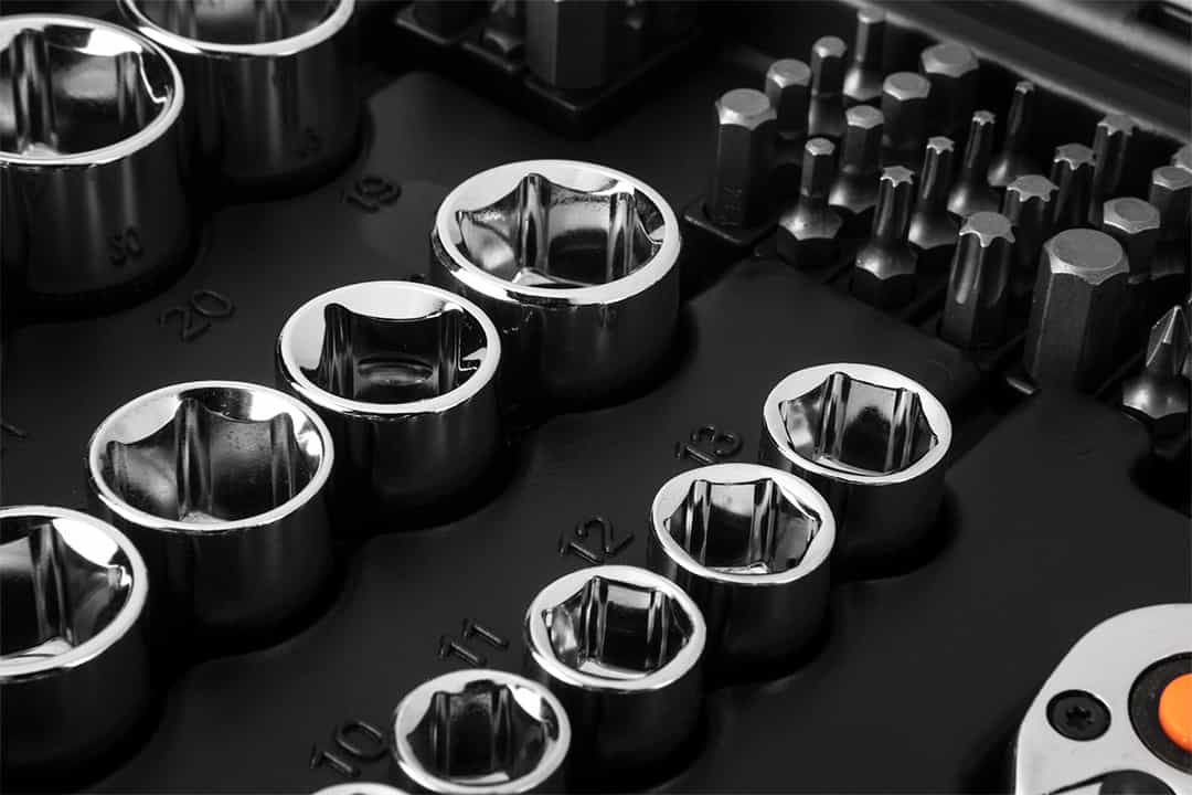 NEO Socket wrench set 1/2" and 1/4" - 73 pieces for professionals 10