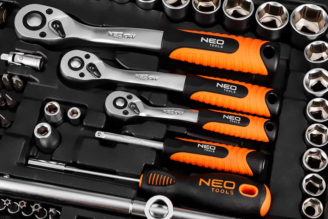 NEO TOOLS Socket wrench set 220 pieces - reliable partner in every workshop 7