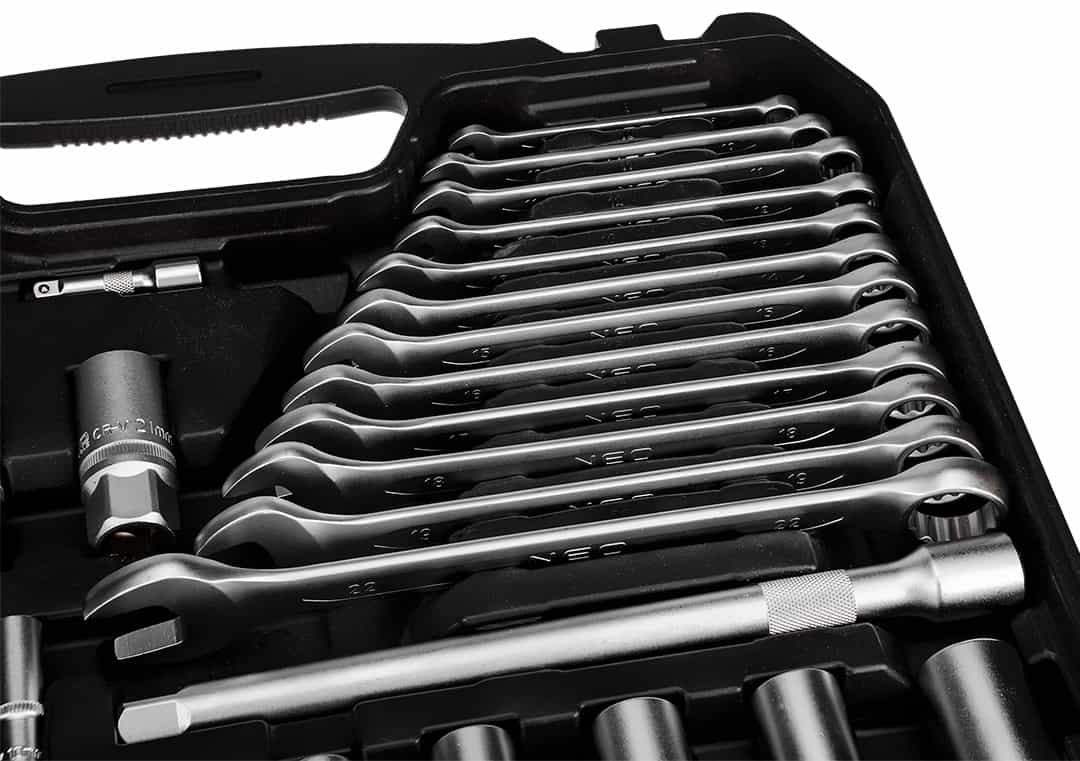 NEO TOOLS Socket wrench set 220 pieces - reliable partner in every workshop 8