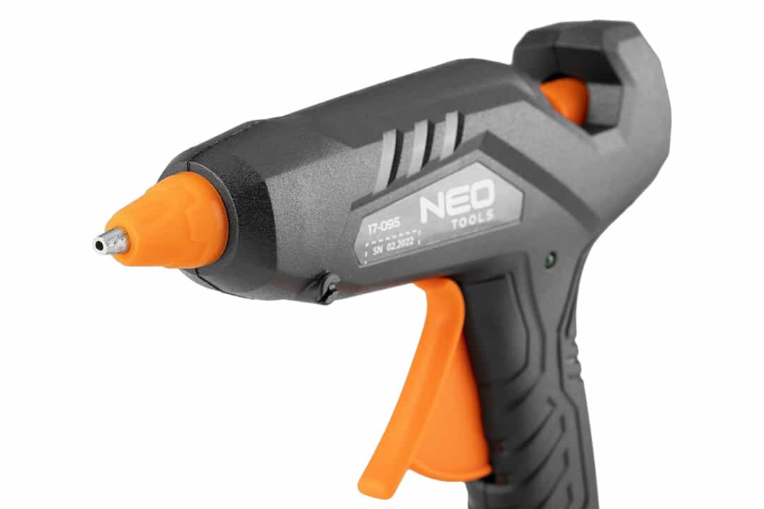 NEO Glue gun 8 mm 30W - reliable tool for every DIY enthusiast 10