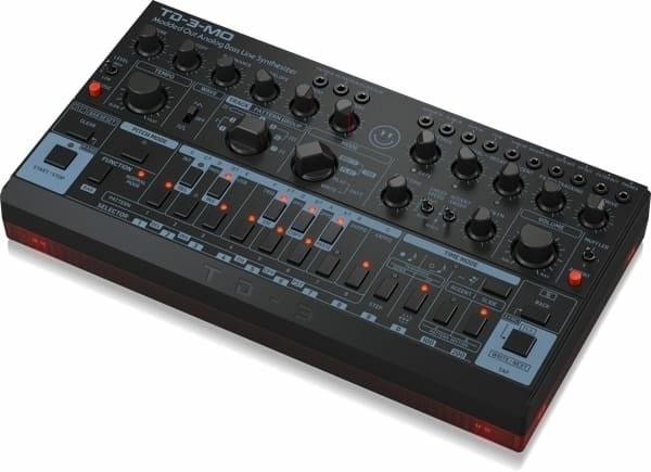 Behringer TD-3-MO-BK - Analog Bass Line Synthesizer