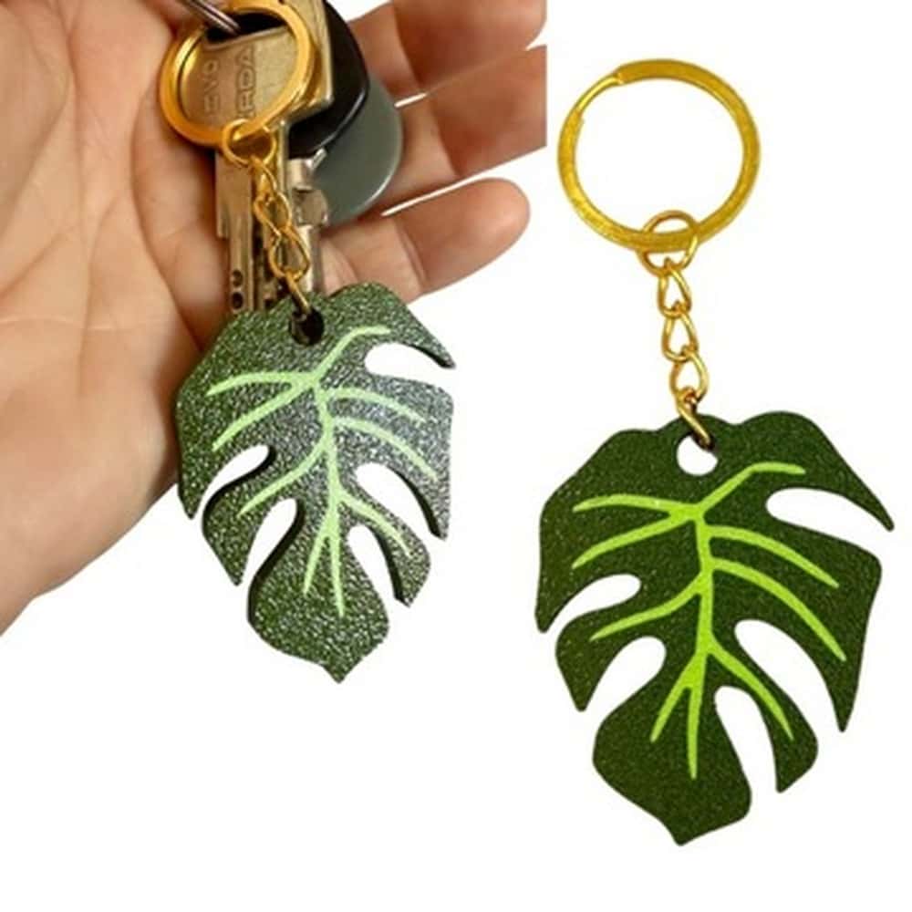 Leaf Keychain - Set of 12 - perfect accessory for keys