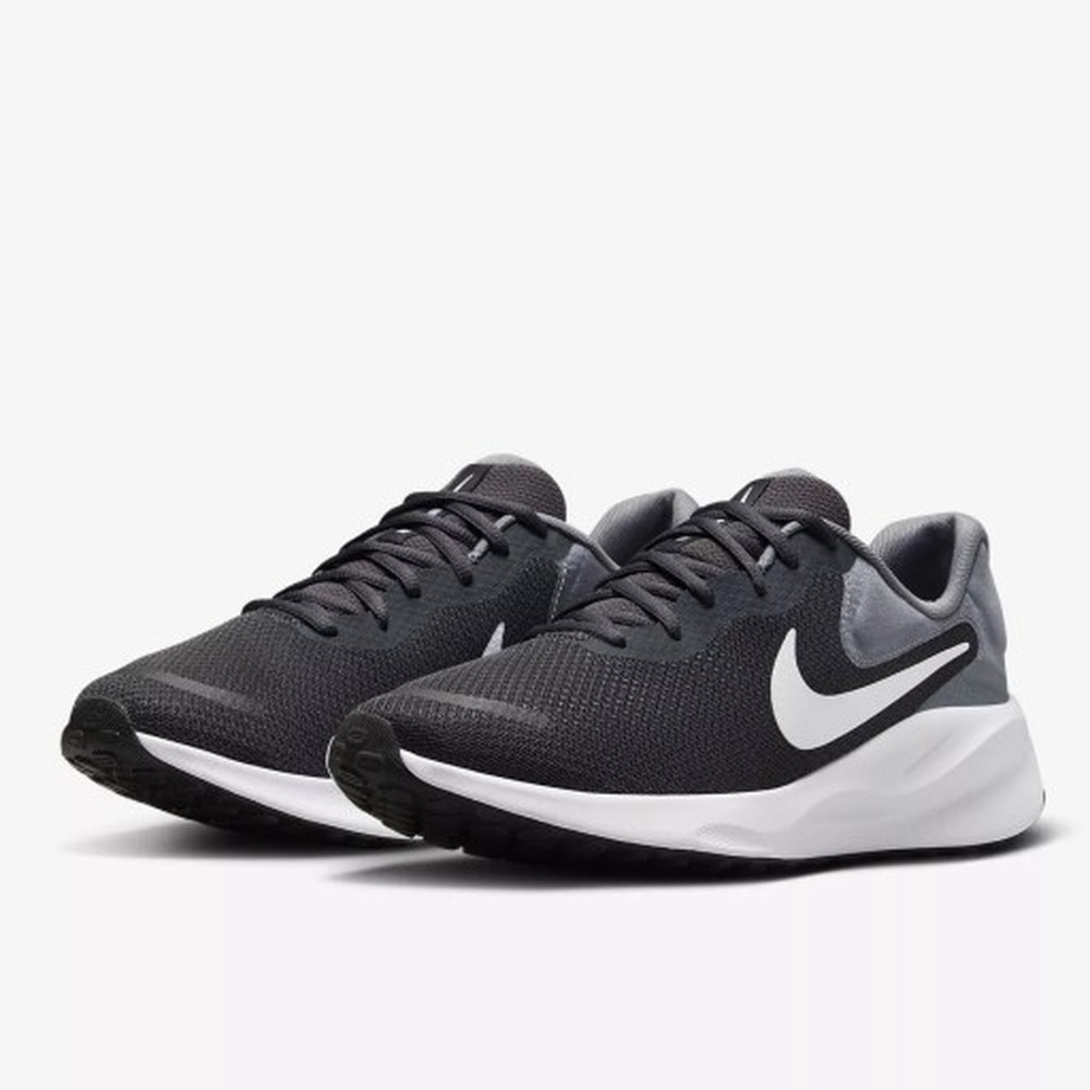 Nike Revolution 7 - Men's Running Shoes Size 42