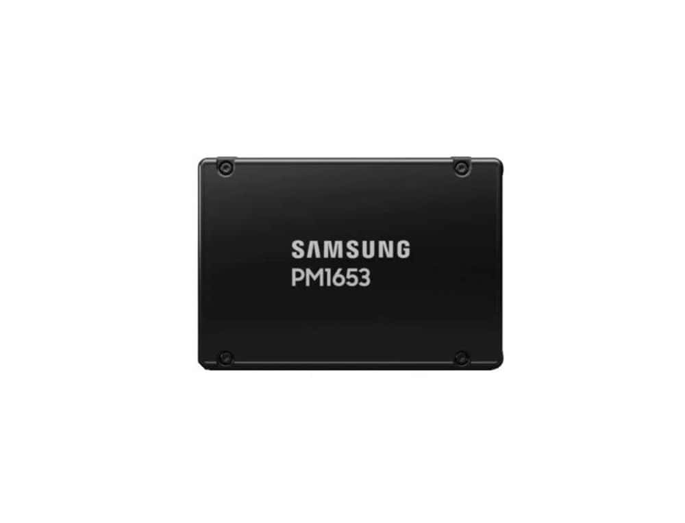 Samsung PM1653 - 3.84 TB 2.5" SAS V-NAND Drive - reliable and efficient