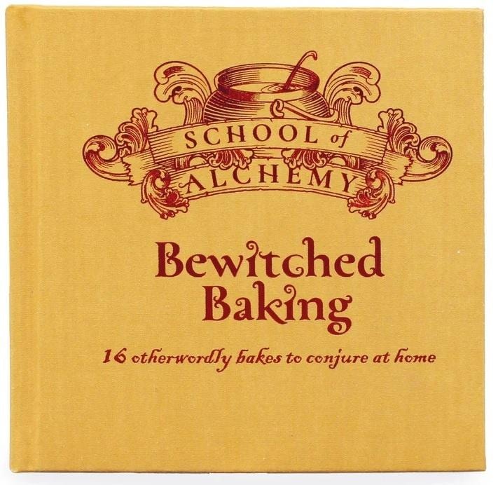 Harry Potter - Bewitched Baking - Cookbook for magic fans