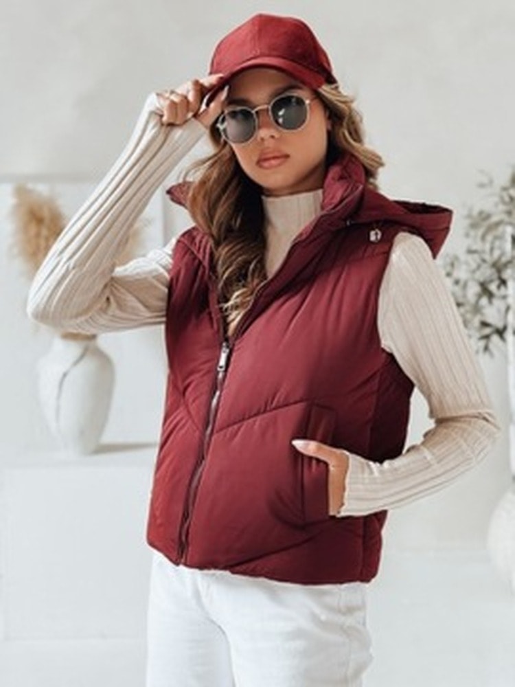 D. S Bordo - Elegant women's vest in Bordeaux shade