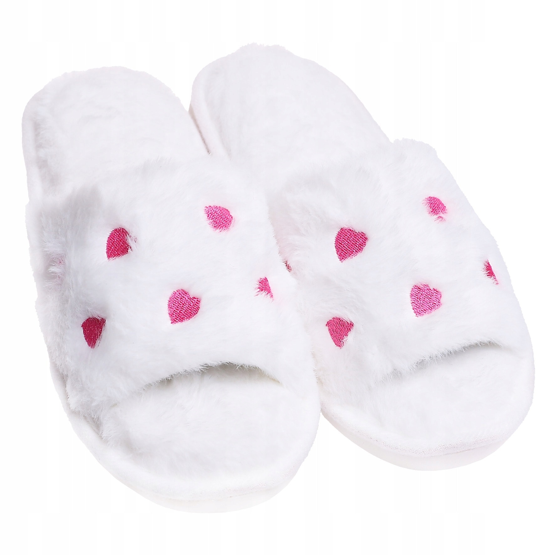 Women's slippers with heart pattern - comfortable and cute slippers for cool evenings