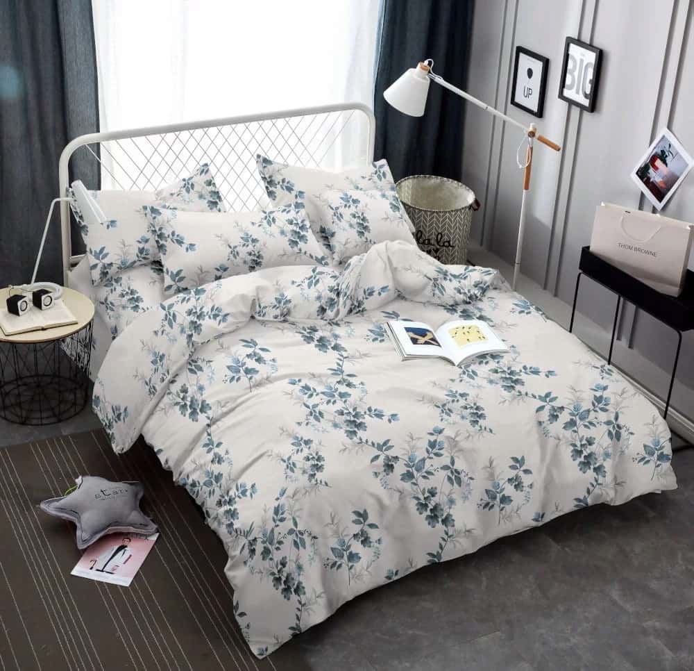 Polyester Bedding Set 200x220 cm - Floral Beige for a comfortable sleep