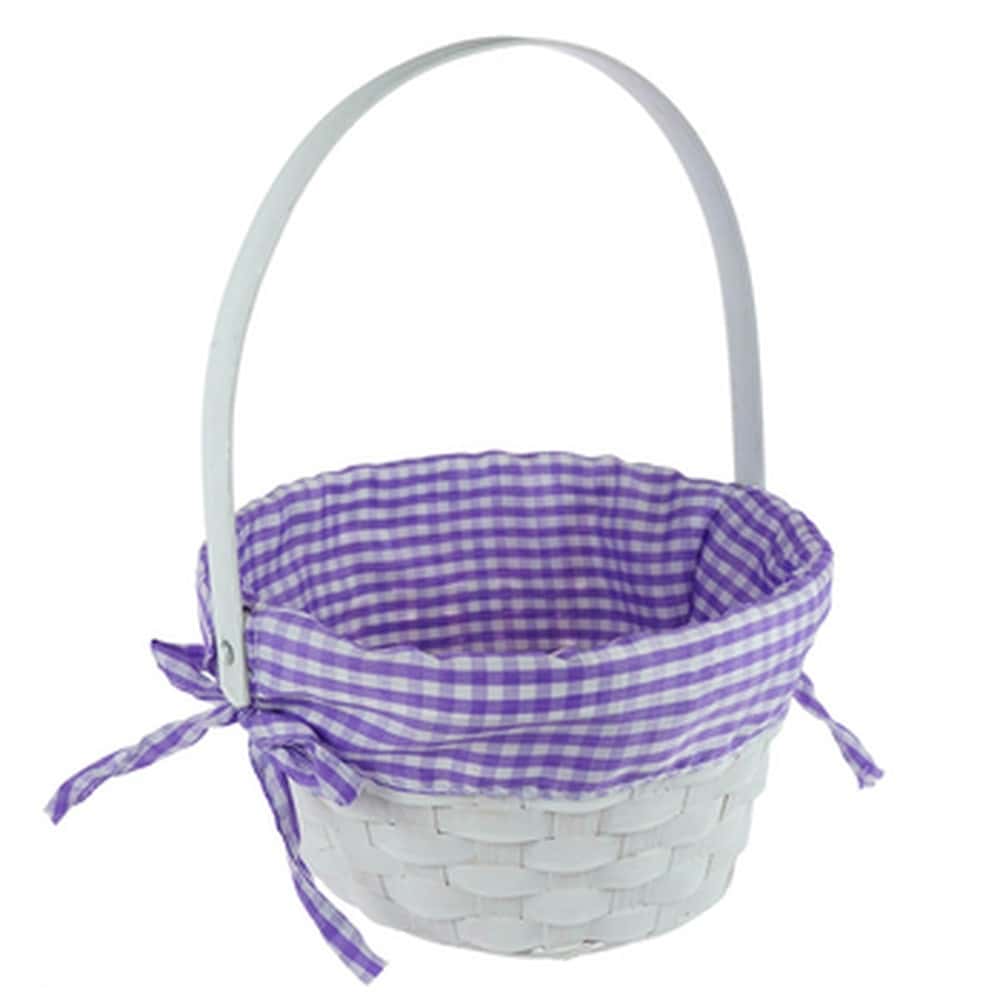 Basket with napkin - the perfect addition for Easter