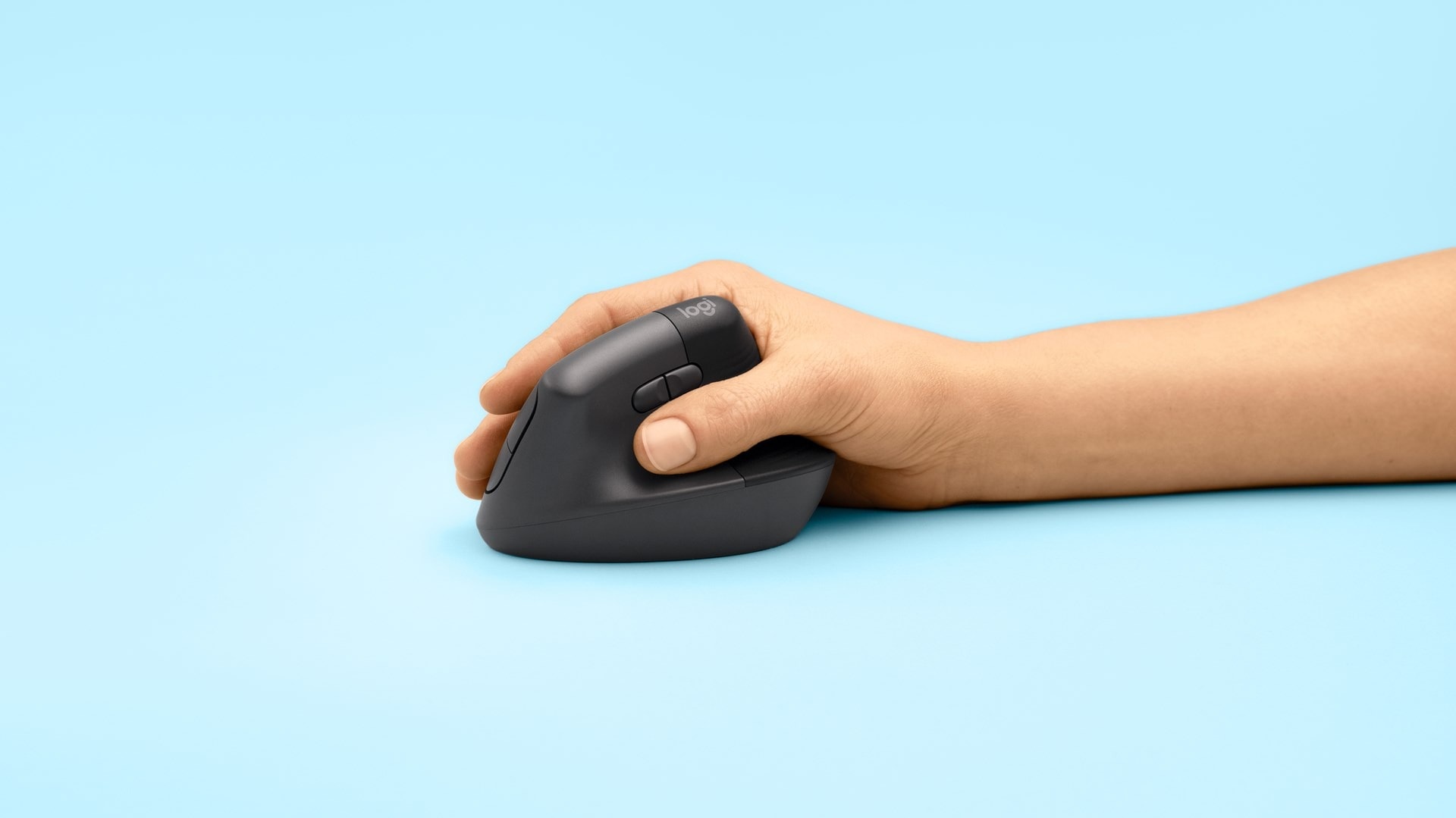 Logitech Lift Bluetooth Graphite - Ergonomic Wireless Mouse