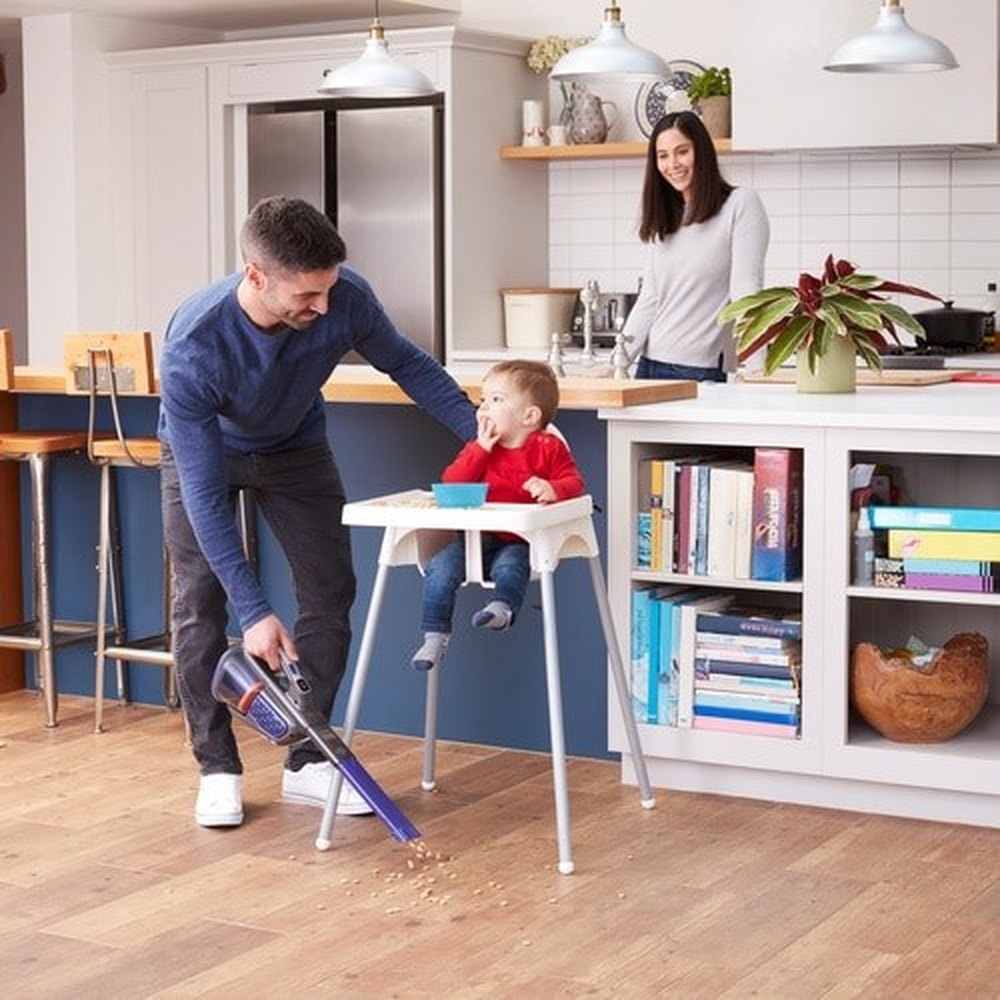 Black+Decker 18V Handheld Vacuum Cleaner - ideal for quick cleaning