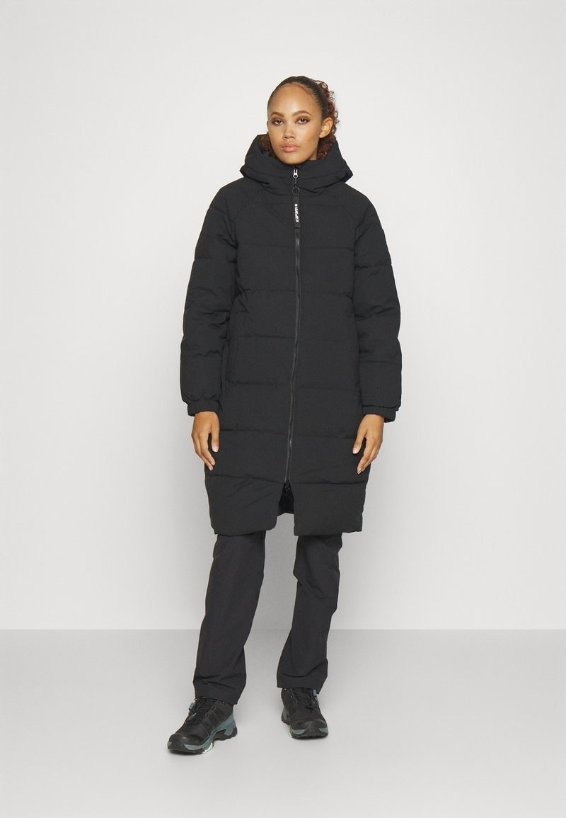 Women's Quilted Coat Black - perfect for cold days