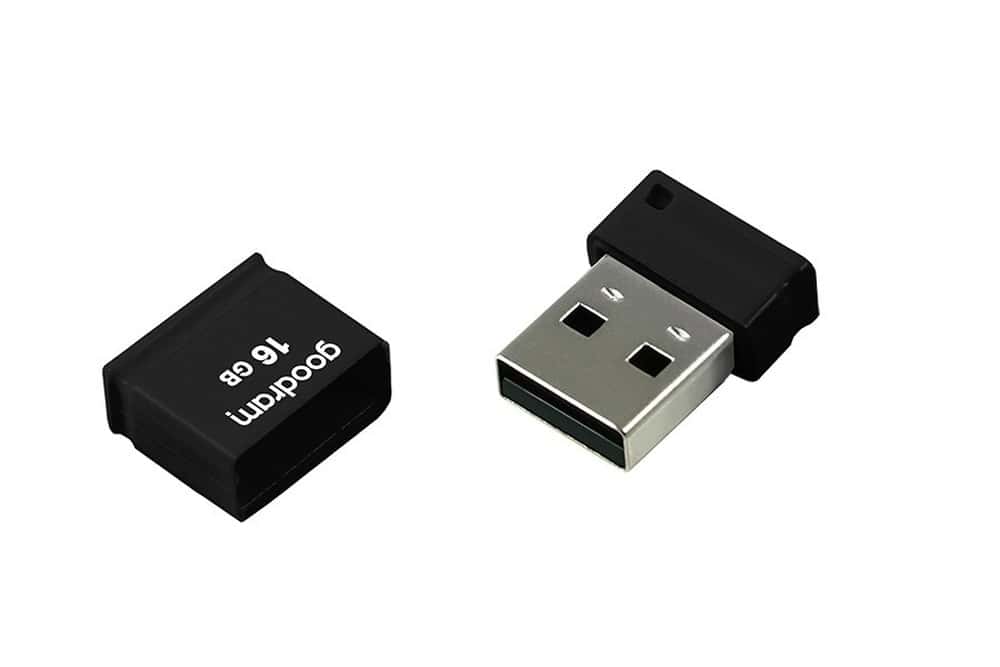 GoodRam Piccolo UPI2-0160K0R11 - USB Flash Drive 16GB USB 2.0 black