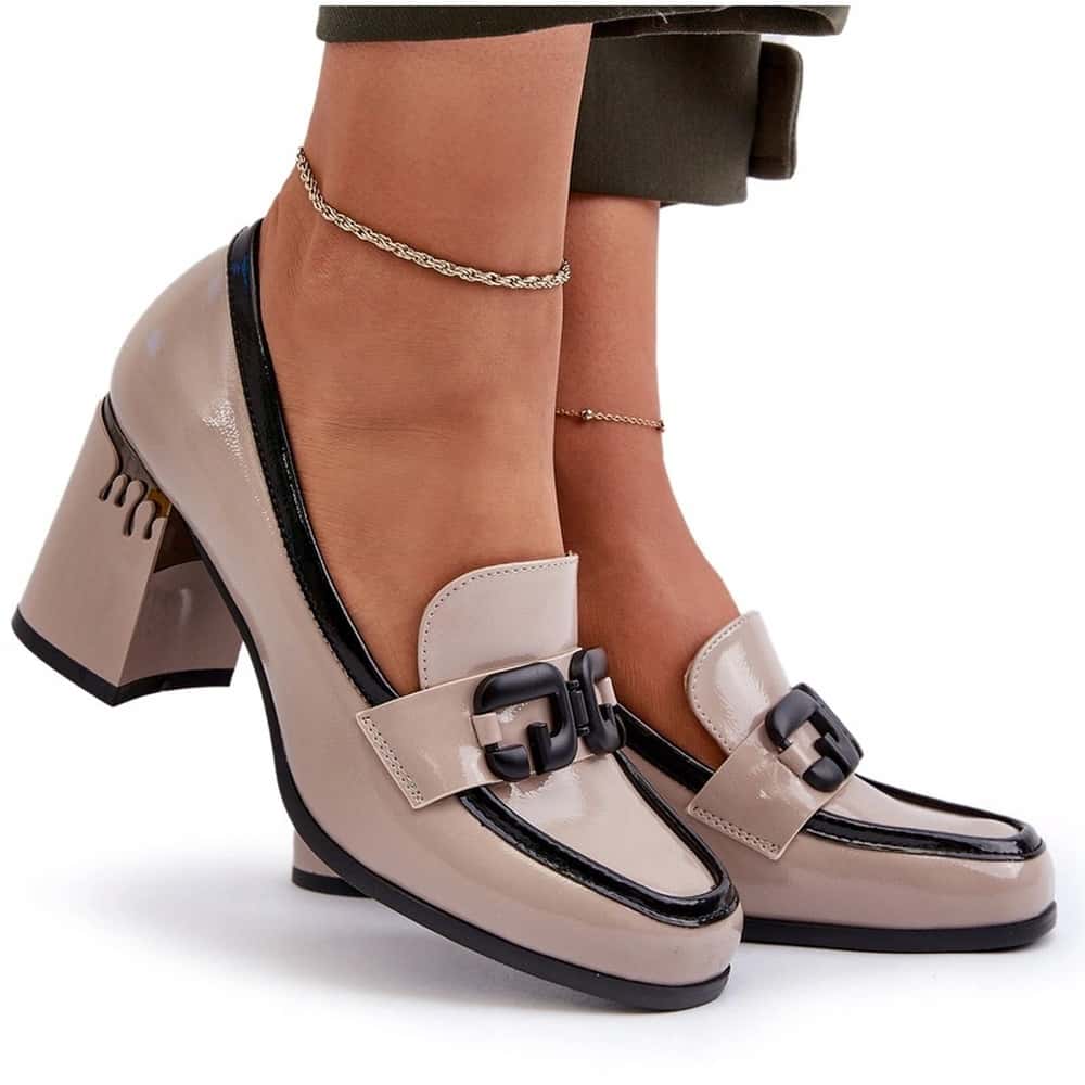 M. R. Women's shoes beige - elegant and comfortable