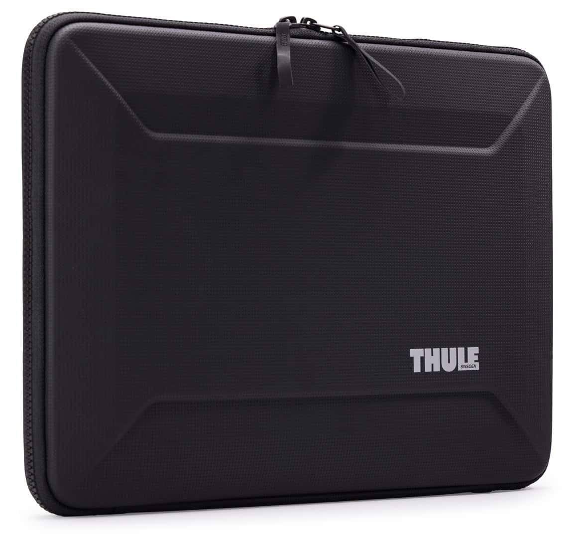 Thule Case for MacBook 16 inch - Black, protection and style