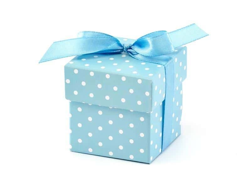 PartyDeco Light blue polka dot boxes - perfect for guest gifts
