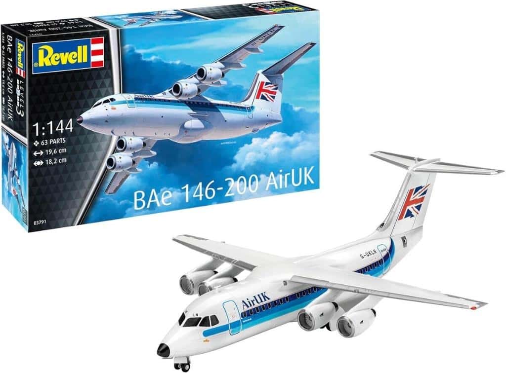 Revell Aircraft BAe 146-200 AirUK - passenger model for collectors