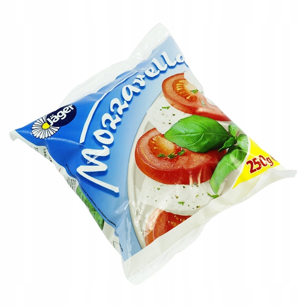 Mozzarella - fresh cheese from cow's milk 100g - ideal for pizza
