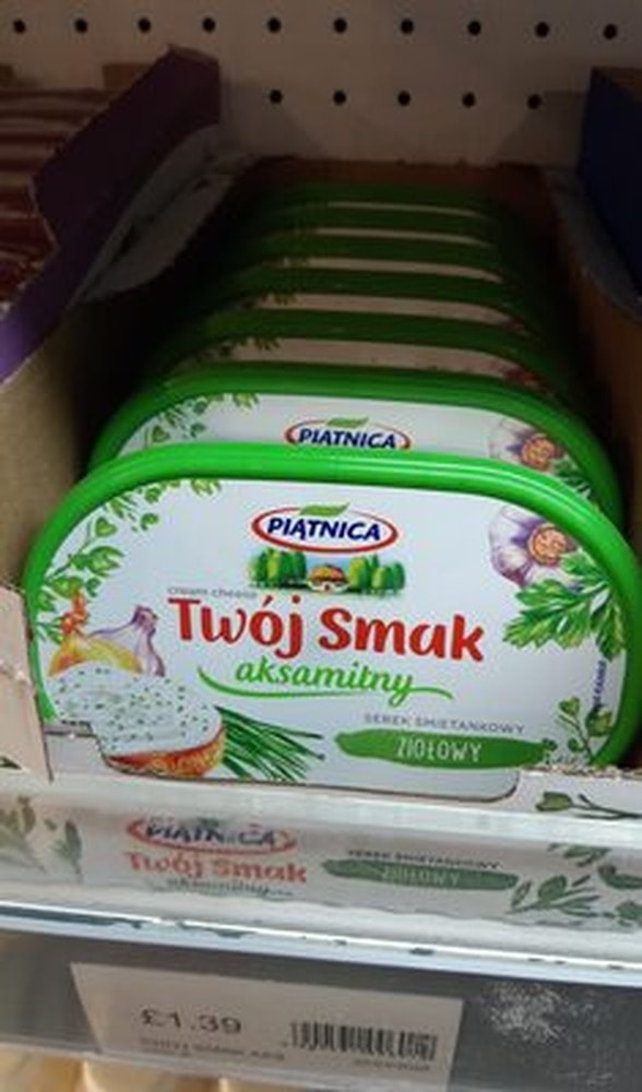 Twój Smak Cream cheese with herbs - perfect for sandwiches