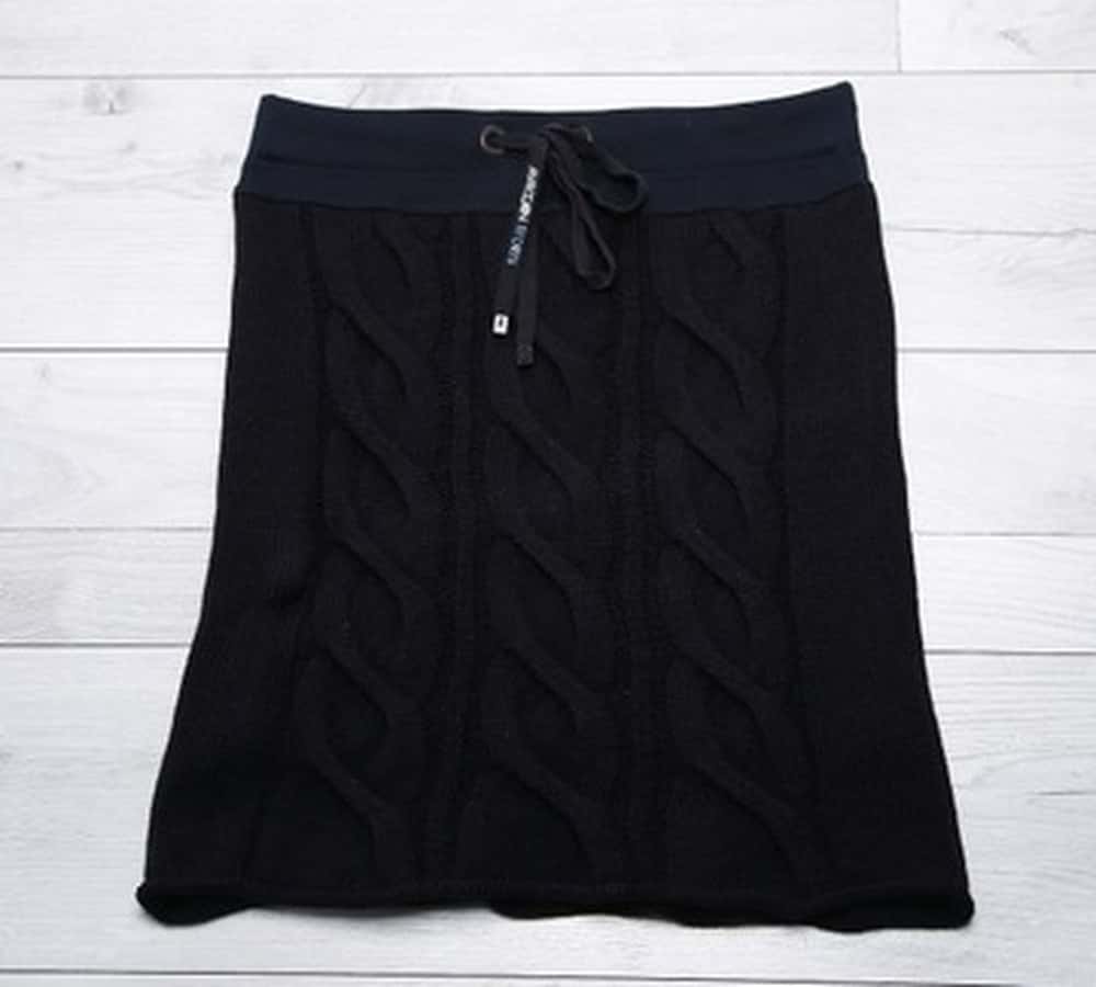 Women's skirt XS black cashmere - elegance and comfort
