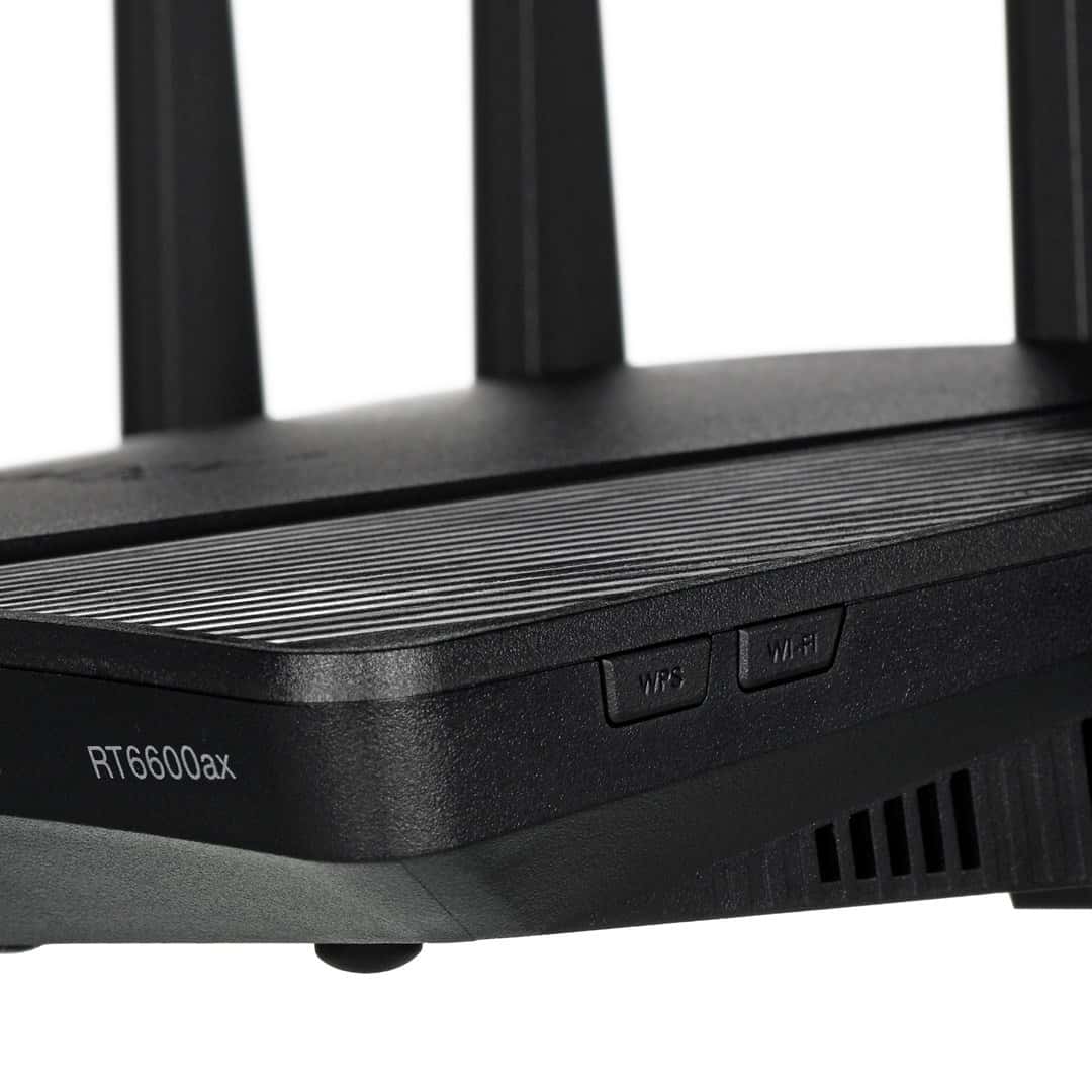 Synology RT6600ax Router Wi-Fi 6 - Tri-Band Router for Demanding Users