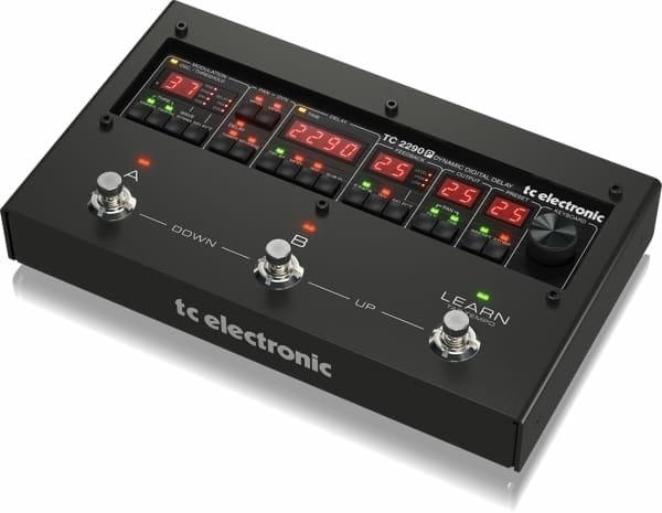 TC Electronic 2290 P - Dynamic Delay/Reverb Effect for Guitarists