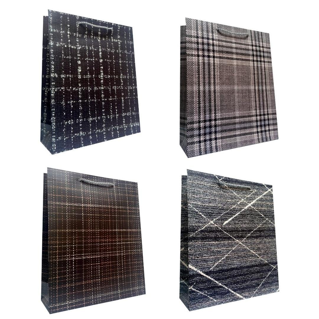 Gift bag universal S checkered mix - perfect for small gifts