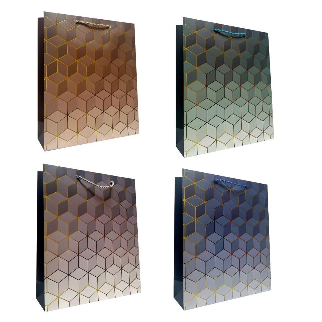 Universal gift bag M metallized mix - perfect for any occasion