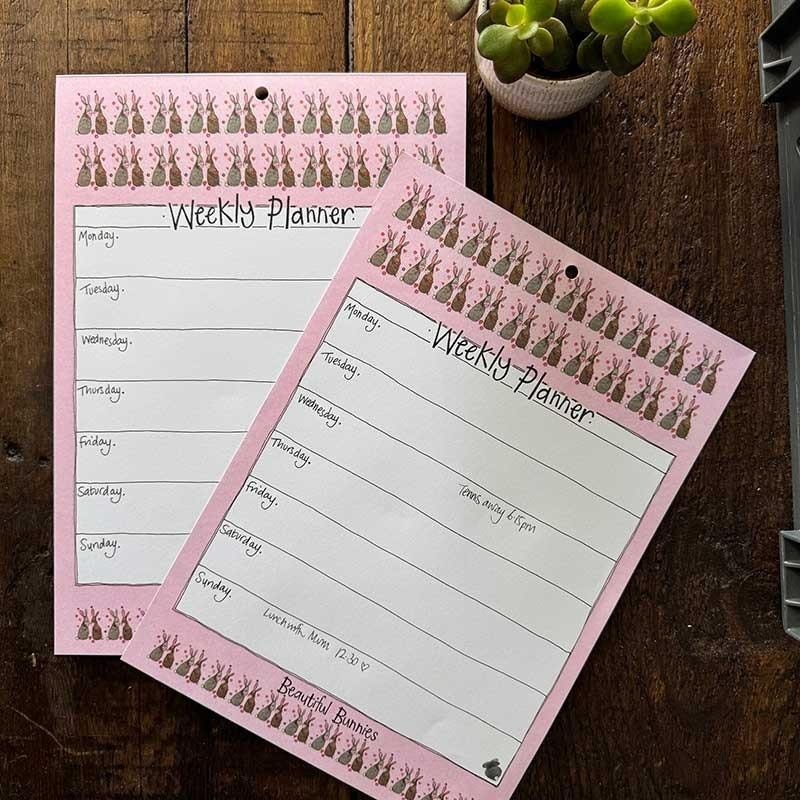 Weekly Planner A4/60K Bunnies - perfect for planning