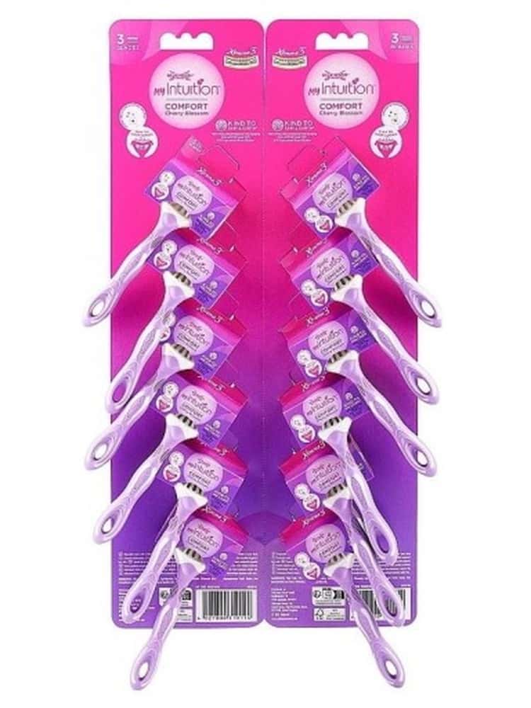 Wilkinson Xtreme3 - Men's Disposable Razors, 12 pieces for smooth skin