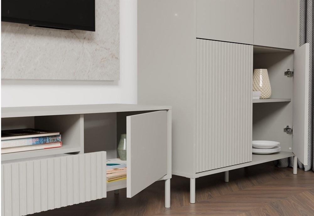 KAMARO 4DK SLIM/SMOOTH CASHMERE 4-door display cabinet with slats and fluted front